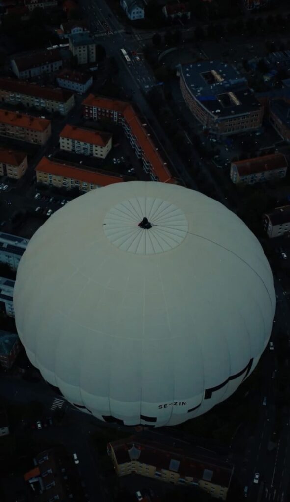 Beatrice DJing on top of a hot-air balloon during a music experience in Mexico